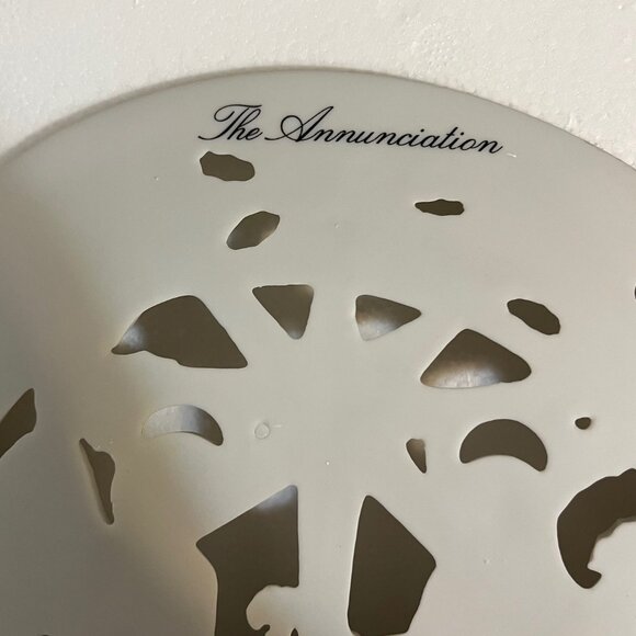 Lenox Collections - The Annunciation - Collector Porcelain Plate with 24k Gold - Picture 9 of 10